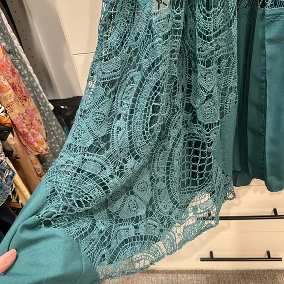 Geisha Designs Anthropologie green maxi dress, lined, beautiful condition - Picture 4 of 4